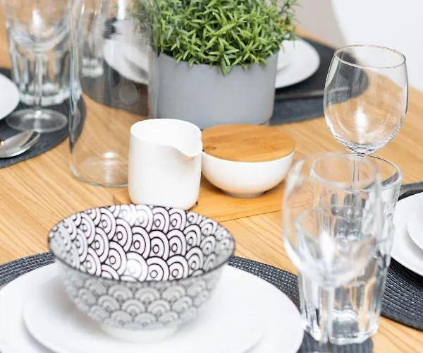 Krolewska By Renters شقة وارسو