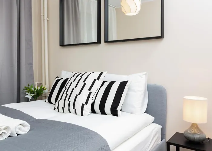 Krolewska By Renters شقة وارسو